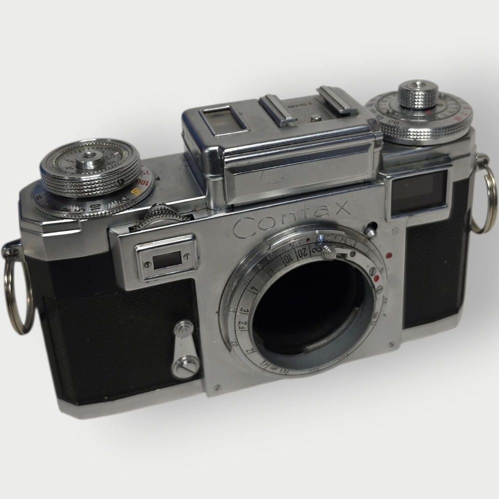 Vintage Zeiss Contax 35mm Rangefinder Camera Body Germany‎ UNTESTED PARTS REPAIR